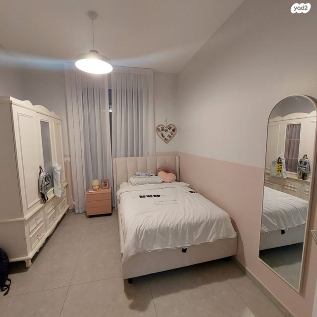 גג/ פנטהאוז, דגן 11, עמירם, פרדס חנה כרכור