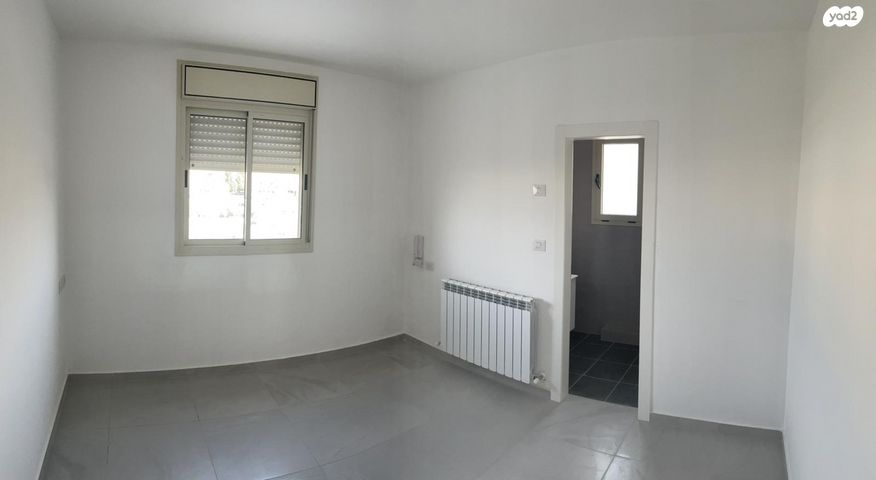 דירת גן, האדמו"ר מרוז'ין 4, האתרוג, ביתר עילית