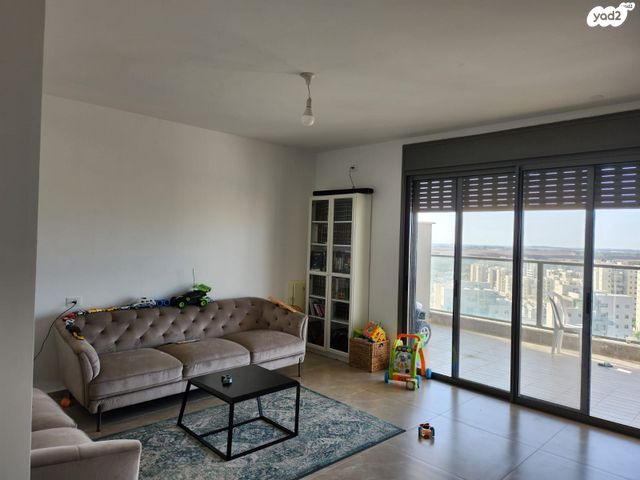 שלום דנינו 10