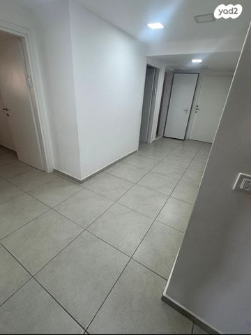 דירה, סא"ל עמנואל מורנו 17, השחר, דימונה