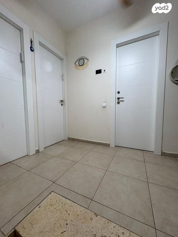 בית פרטי/ קוטג', חנוך לוין 10, קרית האמנים, מצליח, רמלה