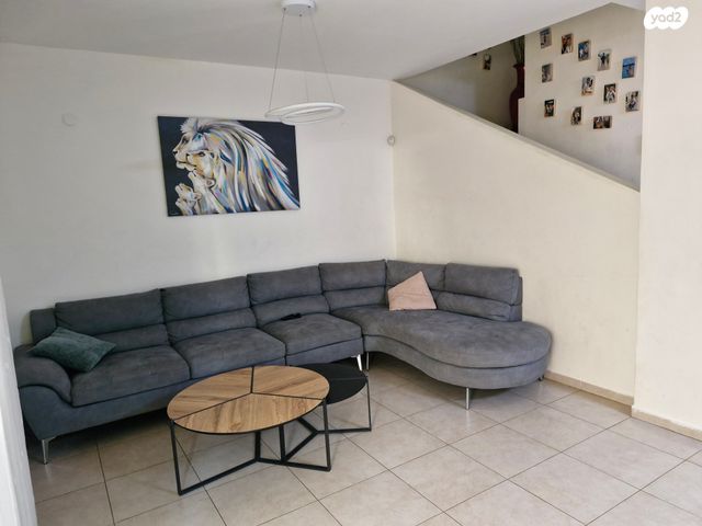 בית פרטי/ קוטג', חנוך לוין 10, קרית האמנים, מצליח, רמלה