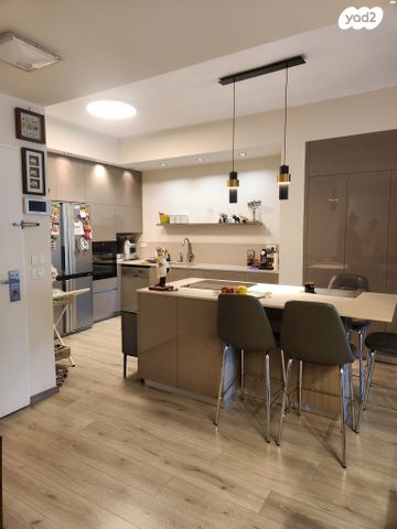 דירה, סוקולוב 44, הדר, רמת השרון