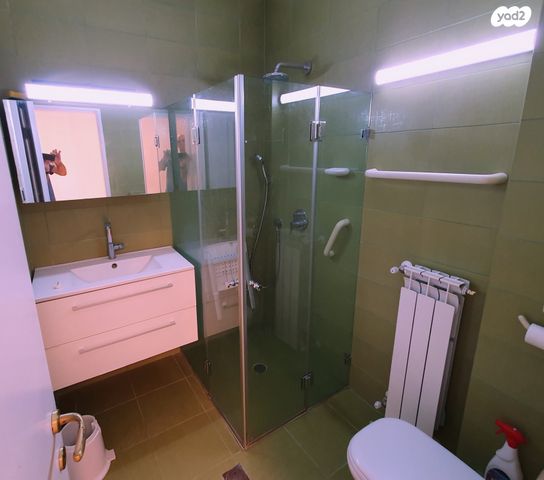 דירה, מרדכי נרקיס 9, רחביה, ירושלים