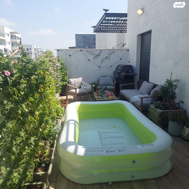 גג/ פנטהאוז, דגן 11, עמירם, פרדס חנה כרכור