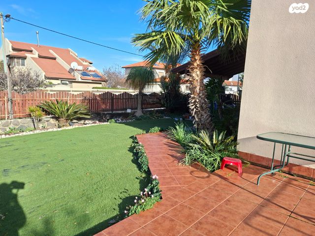 בית פרטי/ קוטג', האירוסים 21, גבעת אבני, גבעת אבני