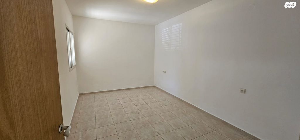 דירה, שלמה קליין 17, אברהם דנינו, בן גוריון, עכו