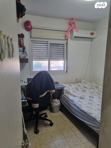 דירה, חיים 42, צור שלום, קרית ביאליק