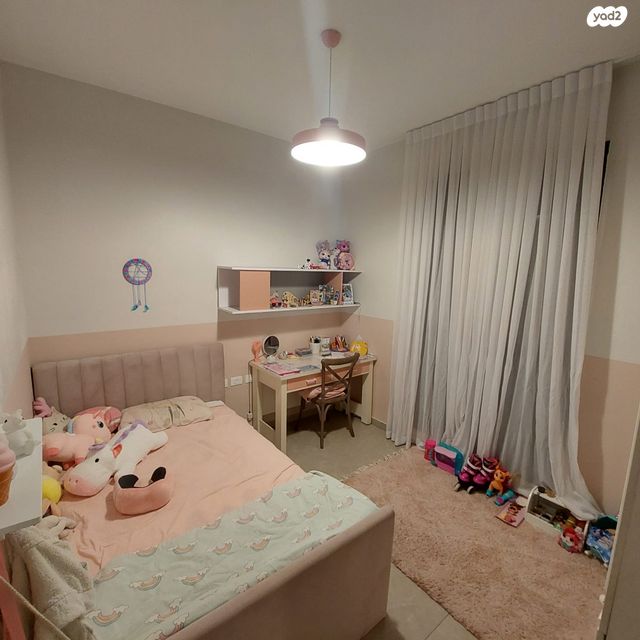 גג/ פנטהאוז, דגן 11, עמירם, פרדס חנה כרכור