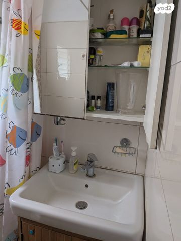 דירה, שדרות בר אילן 28, דרום מערב ותיק, בת ים