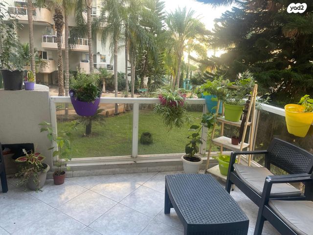 דירה, משה דיין 66, בן גוריון, חולון