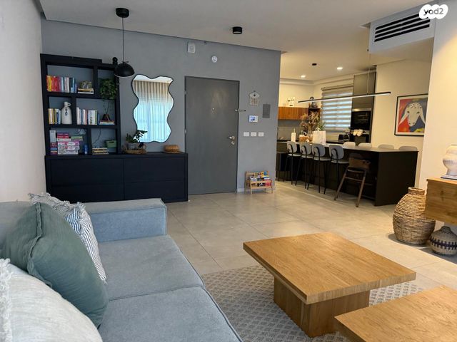 דירה, שדרות בן צבי 116, אגמים, נתניה