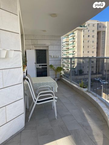 גג/ פנטהאוז, יהלום 31, רובע יזרעאל סביוני העמק, עפולה