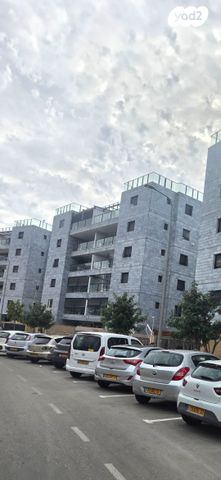 רפאל איתן 26