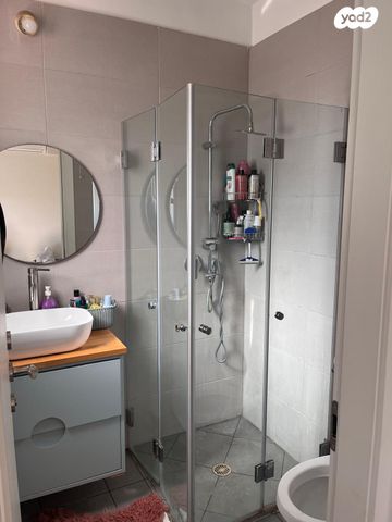 דירה, האתרוג 74, הדרים / כ"א, שוהם