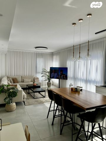 יערות ישראל 48