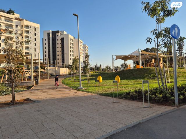 דירת גן, הגבורה 1, נווה התות, פרדס חנה כרכור