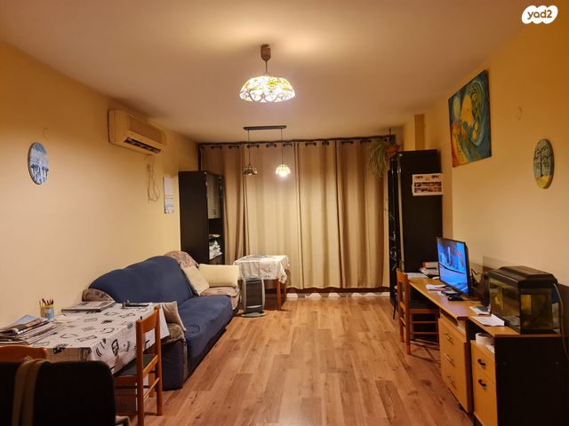 דירה, שדרות בר אילן 28, דרום מערב ותיק, בת ים