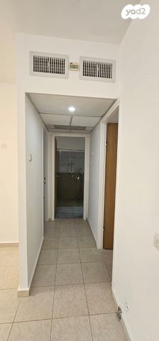 דירה, שלמה קליין 17, אברהם דנינו, בן גוריון, עכו