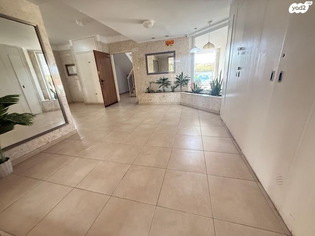 דירה, מאיר הרמן 21, גבעת הצבר, נס ציונה