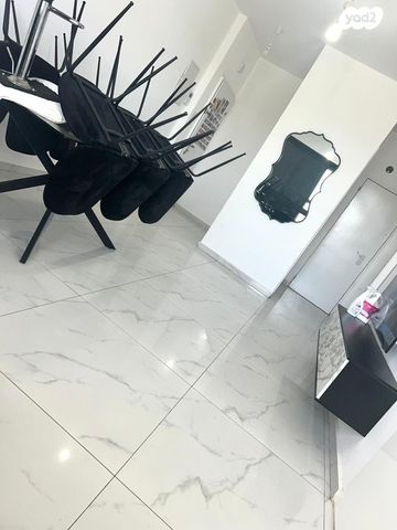 דירה, אברבנאל 37, יסודות, בני ברק