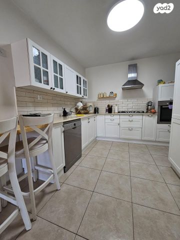 דירה, דוד אלעזר 3, לב המושבה, נס ציונה