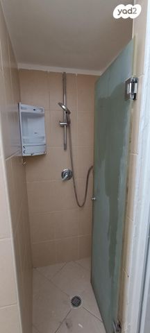 דירה, הלל יפה 13, מרכז העיר, חדרה