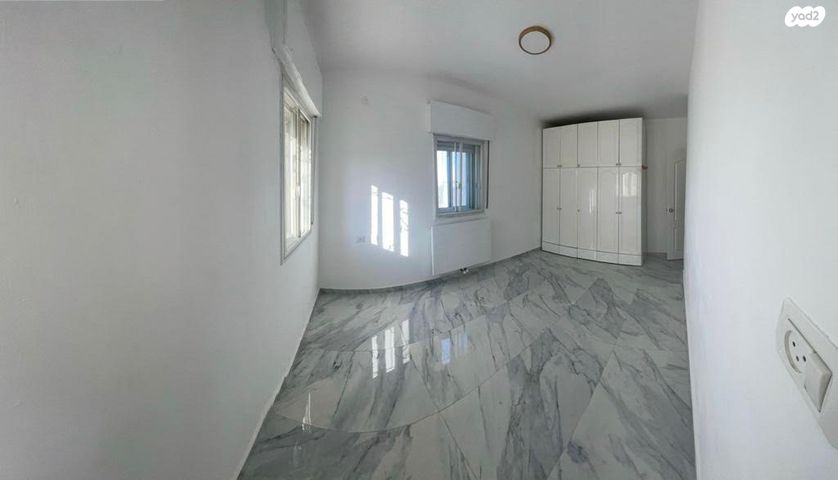 דירה, הרב שמעון אגסי 4, הר נוף, ירושלים