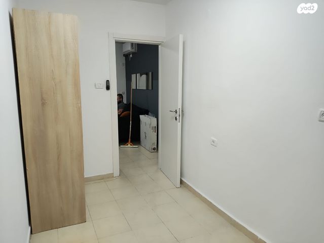 דירה, אברהם אבינו 39, שכונה ד', באר שבע