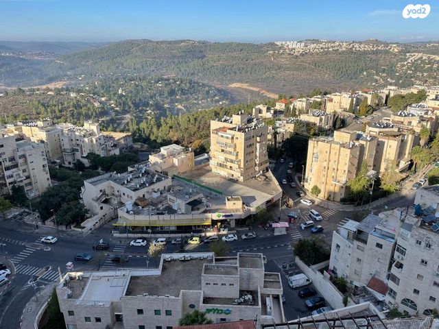 דירה, הרב שמעון אגסי 4, הר נוף, ירושלים