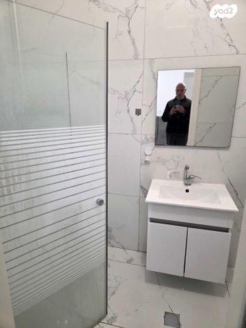 בני בנימין 30