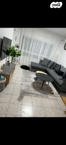 יעקב פנחסי 12