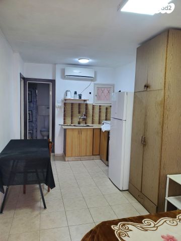 אלעזר בן יאיר 19