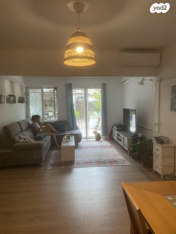 קהילת ורשה 61