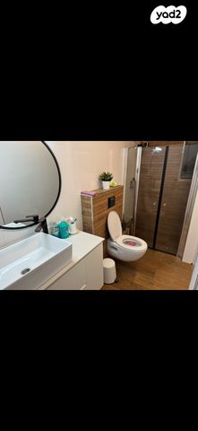 בית פרטי/ קוטג', אמדיאו מודיליאני 3, גבעת טל, קרית אתא