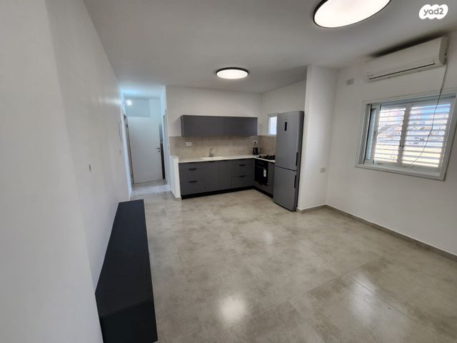 דירה, ז'בוטינסקי 27, עצמאות יוספטל, בת ים