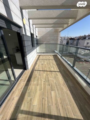 דירה, מאיר הר ציון 13, הרובע המערבי, לוד