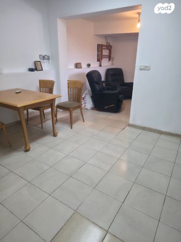 יחידת דיור, ישראל ישעיהו 17, עלייה, כפר סבא