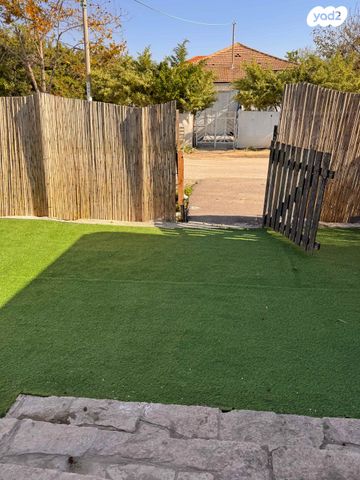 בית פרטי/ קוטג', א.ד. גורדון 13, נווה חיים, חדרה