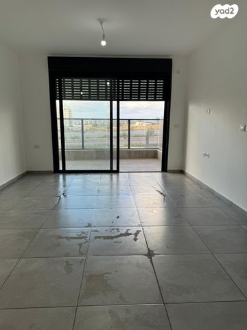 דירה, דרך ארץ 100, שאר העיר, חריש