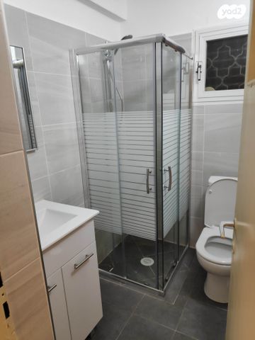 דירה, יציאת אירופה 8, שכונה ה', באר שבע