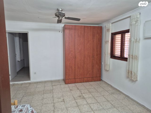 יחידת דיור, דב הוז 32, נאות הרצל, נתניה