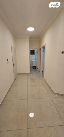 יחידת דיור, אוסישקין 12, נווה חיים, חדרה