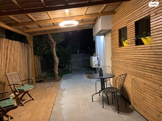 דירה, המשושים 12, גמלא, קצרין