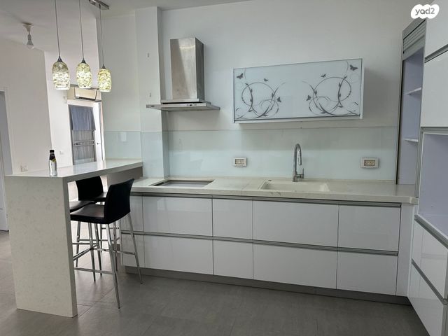 דירה, רוטשילד 34, רמב"ם, ראשון לציון