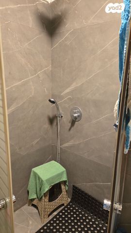 יחידת דיור, העוגן 19, שיכון ותיקים, חולון