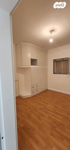 דירה, רש"י 8, הדר, רמת השרון