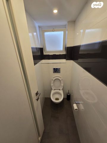 החשמונאים 22