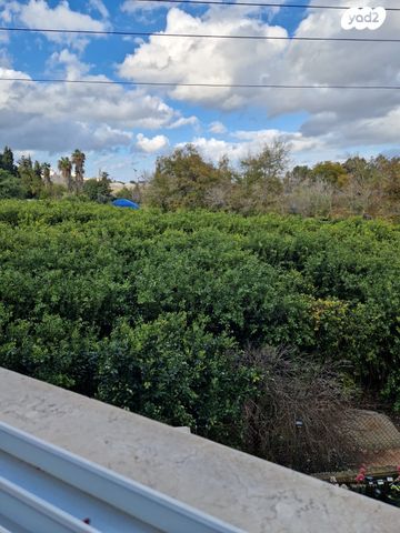 דירה, פורצי הדרך 26, נווה עמל, הרצליה