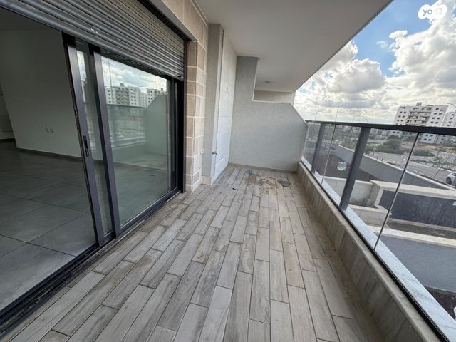 דירה, דרך ארץ 100, שאר העיר, חריש